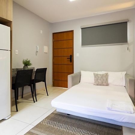 Apartamento Em Sao Joao Del Rei, Ao Lado Da Estacao Ferroviaria, Estacionamento E Ar Condicionado Exterior foto