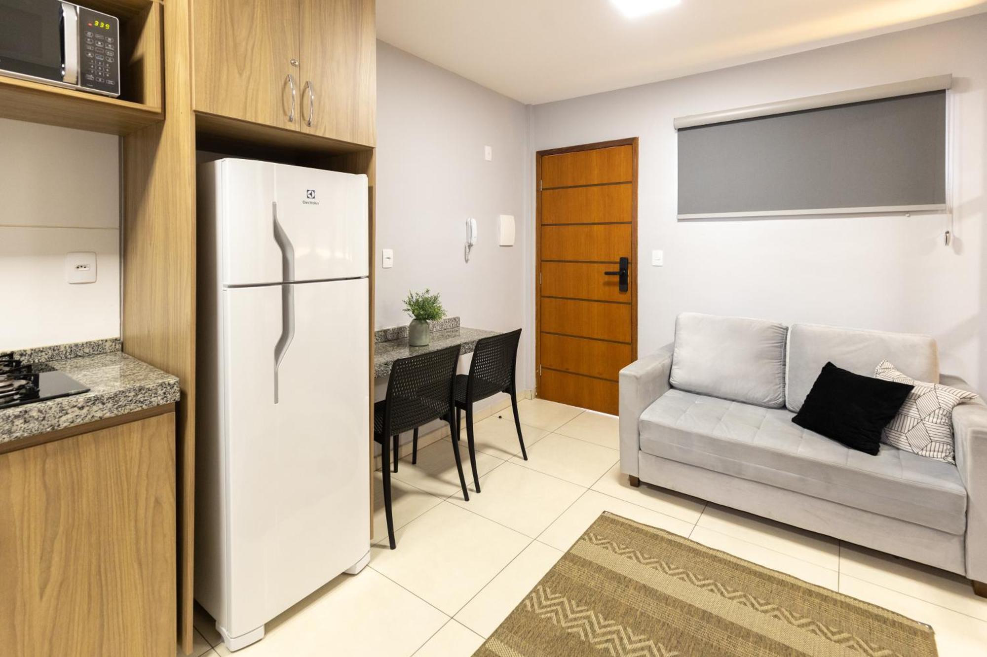 Apartamento Em Sao Joao Del Rei, Ao Lado Da Estacao Ferroviaria, Estacionamento E Ar Condicionado Exterior foto